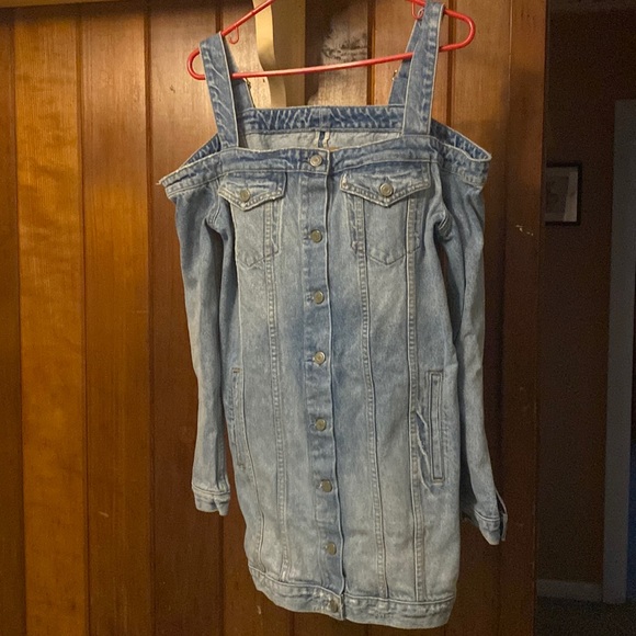 REVOLVE Dresses & Skirts - Like new revolve long sleeve .. open shoulder Jean dress!!!!  Like new!